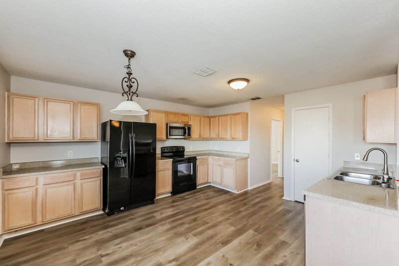 2,545/Mo, 2808 Cresthaven Dr Mesquite, TX 75149 Kitchen View