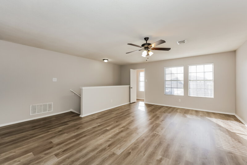 2,545/Mo, 2808 Cresthaven Dr Mesquite, TX 75149 Family Room View