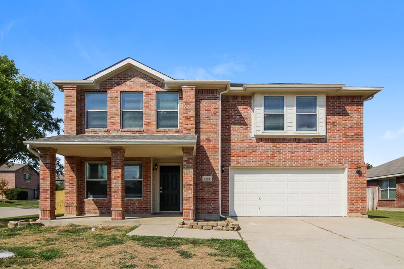 2,650/Mo, 1601 Santa Fe Trl Krum, TX 76249 External View
