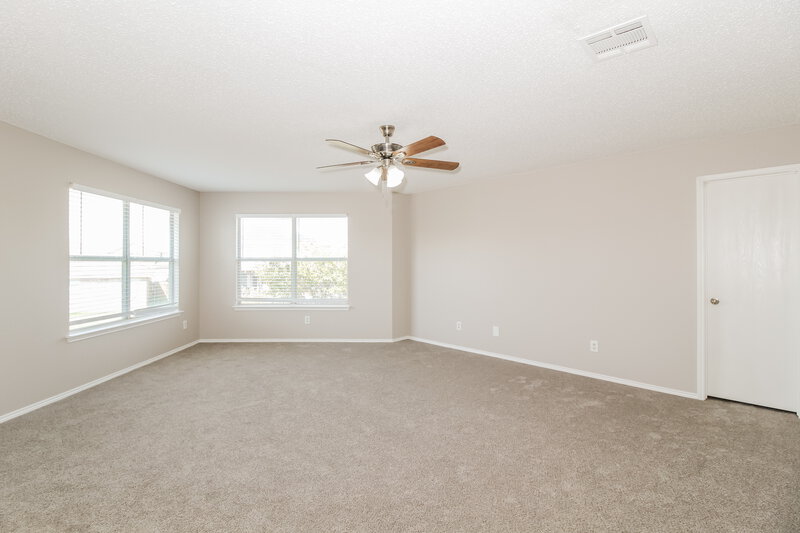 2,650/Mo, 1601 Santa Fe Trl Krum, TX 76249 Main Bedroom View