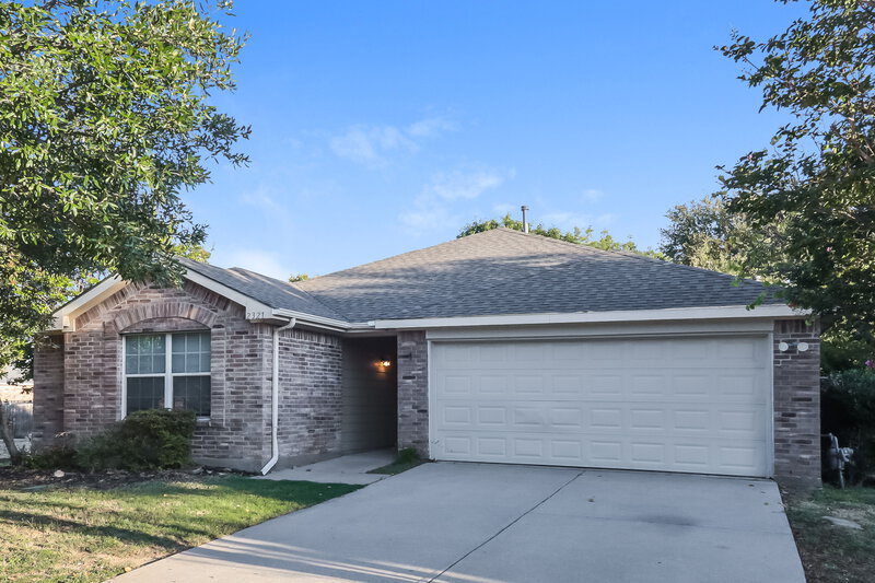 2,075/Mo, 2321 Arrowhead Pass Melissa, TX 75454 Front View