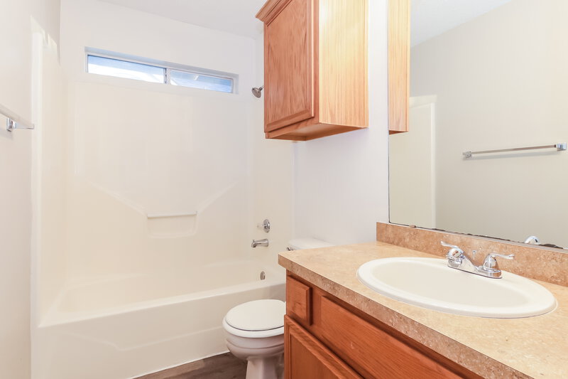 1,855/Mo, 138 Woodcreek Dr Rockwall, TX 75032 Bathroom View