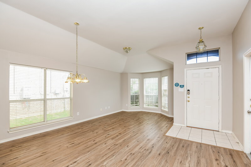 1,900/Mo, 633 Crystal Brook Dr Saginaw, TX 76179 Dining Room View