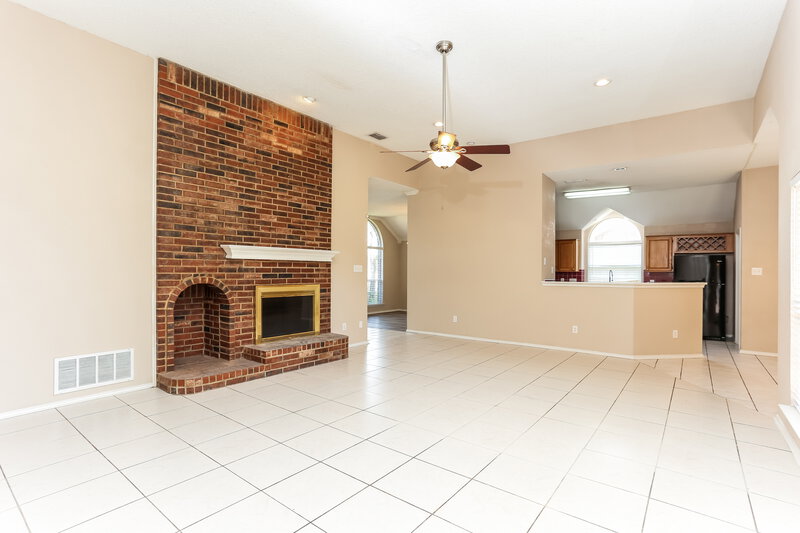 2,205/Mo, 7401 Glenstone St Rowlett, TX 75089 Living Room View