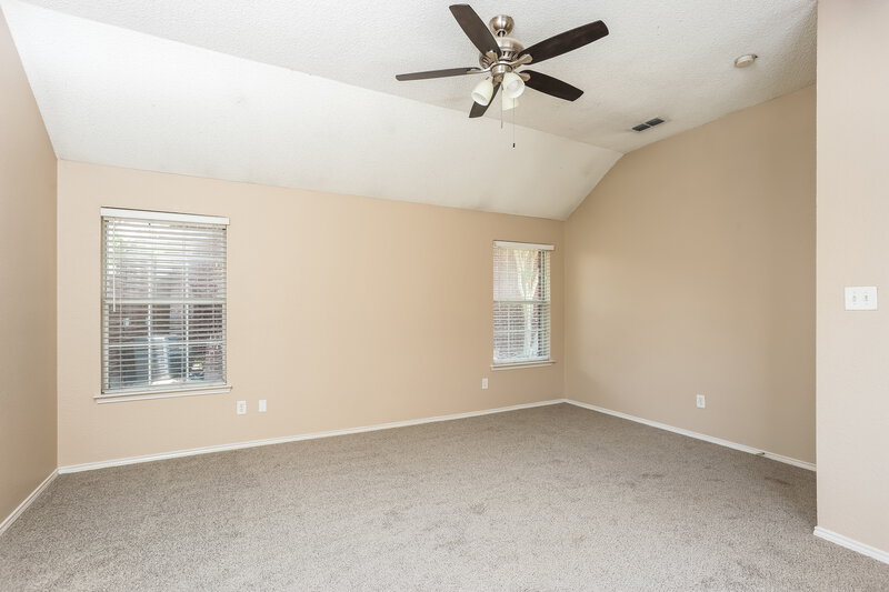 2,205/Mo, 7401 Glenstone St Rowlett, TX 75089 Main Bedroom View 2