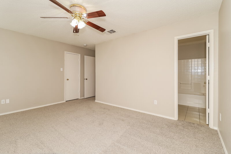 2,670/Mo, 5112 Royal Burgess Dr Fort Worth, TX 76135 Main Bedroom View