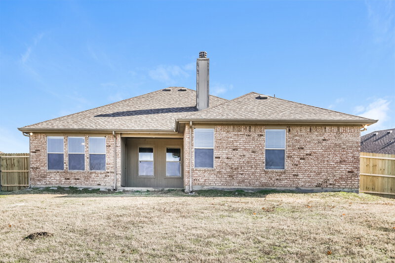 2,690/Mo, 1621 Millbrook Dr Midlothian, TX 76065 Rear View