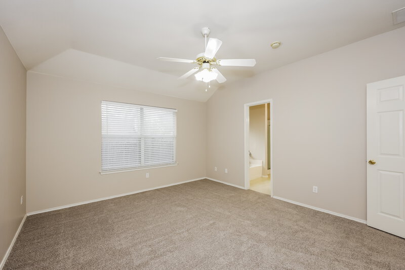 2,630/Mo, 5923 Woodoak Dr Dallas, TX 75249 Main Bedroom View 2