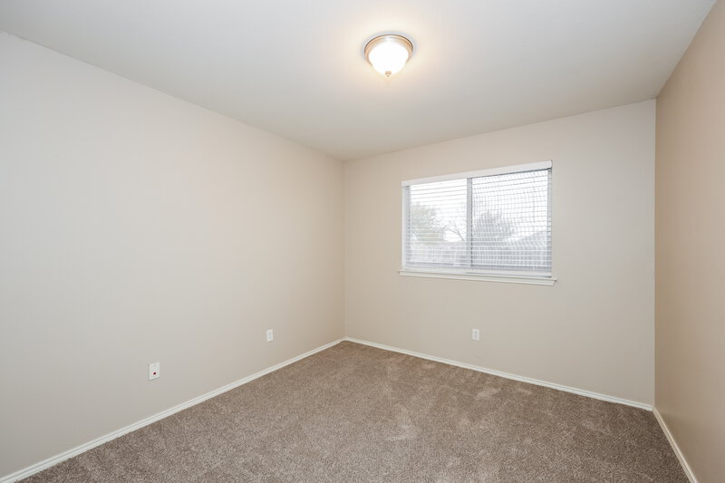 2,630/Mo, 5923 Woodoak Dr Dallas, TX 75249 Bedroom View