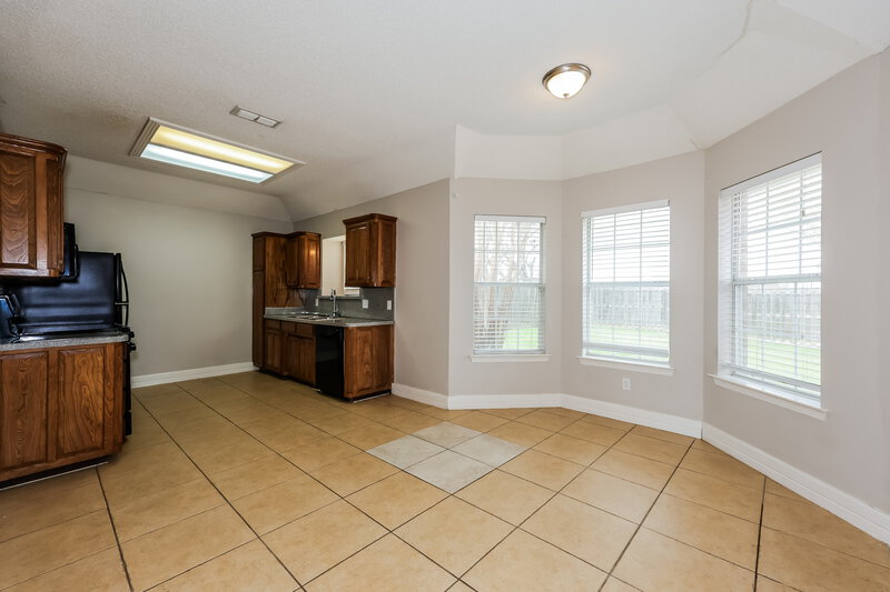 1,915/Mo, 724 Nicole Dr Burleson, TX 76028 Dining Room View