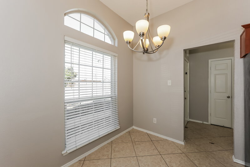 2,170/Mo, 224 W Glen Meadow Dr Glenn Heights, TX 75154 Dining Room View