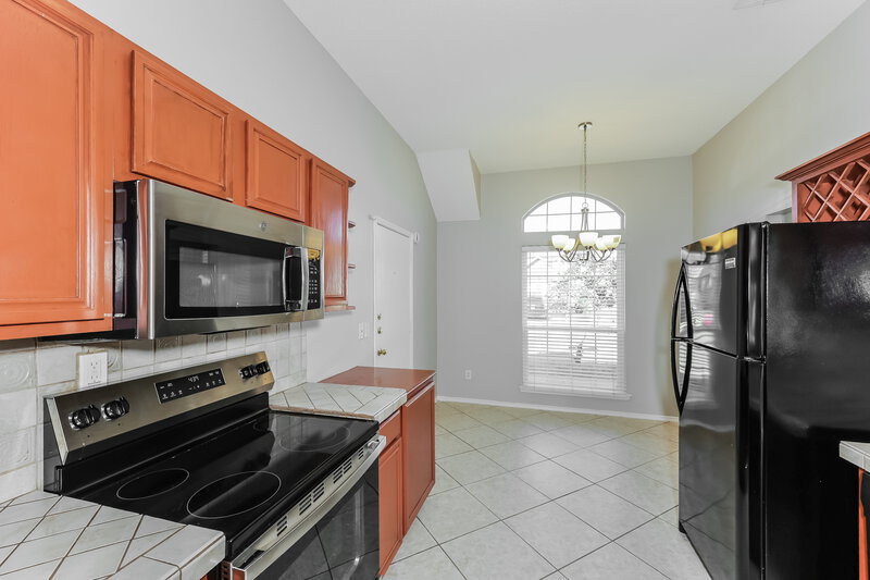 2,170/Mo, 224 W Glen Meadow Dr Glenn Heights, TX 75154 Kitchen View