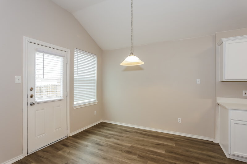 2,170/Mo, 1430 Vermont Ave Lancaster, TX 75134 Breakfast Nook View