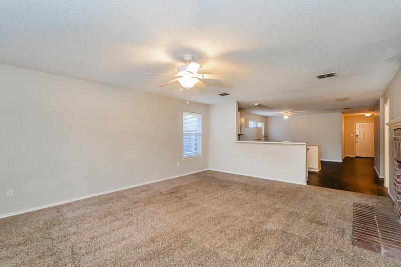 1,930/Mo, 6057 Arabian Ave Saginaw, TX 76179 Living Room View 2