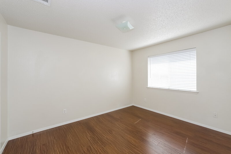 2,165/Mo, 4804 Barnhill Ln Fort Worth, TX 76135 Bedroom View 2