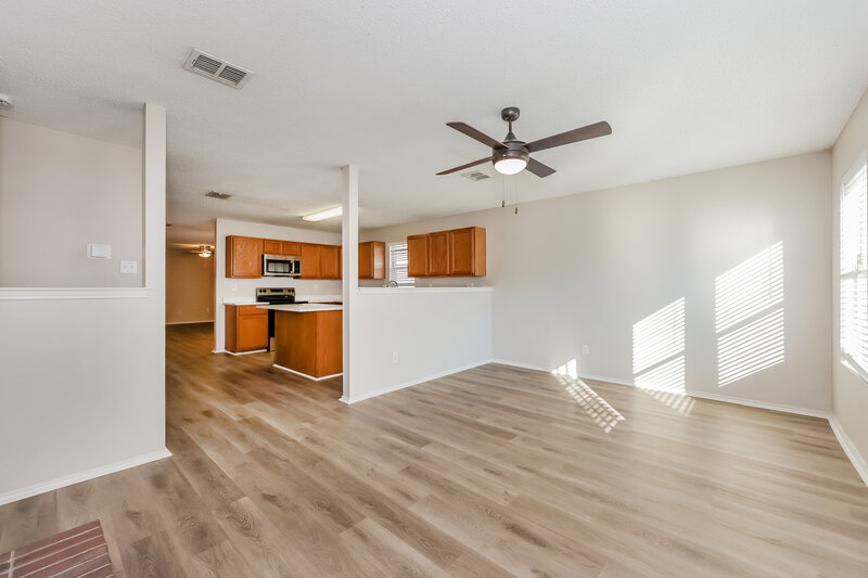 2,100/Mo, 4229 Gray Fox Dr Fort Worth, TX 76123 Living Room View 2