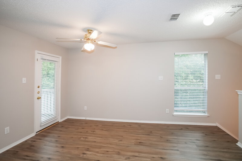 2,495/Mo, 5025 Glenscape Trl Fort Worth, TX 76137 Loft View