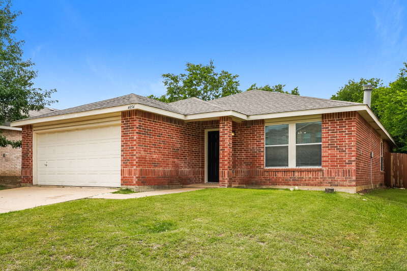 1,960/Mo, 4054 Hunters Creek Dr Fort Worth, TX 76123 Front View