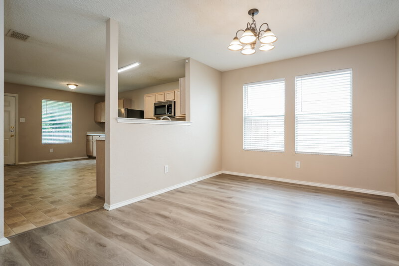 1,960/Mo, 4054 Hunters Creek Dr Fort Worth, TX 76123 Dining Room View