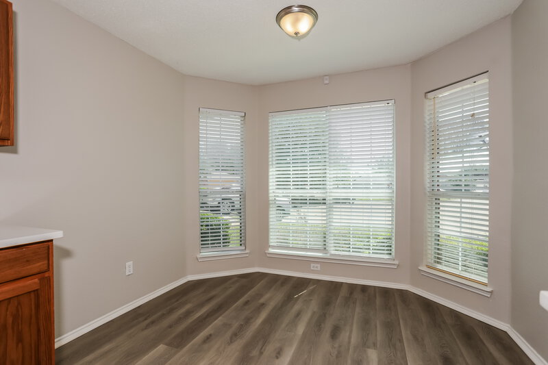 1,980/Mo, 10600 Copperwood Ln Fort Worth, TX 76140 Dining Room View