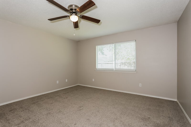 1,980/Mo, 10600 Copperwood Ln Fort Worth, TX 76140 Main Bedroom View