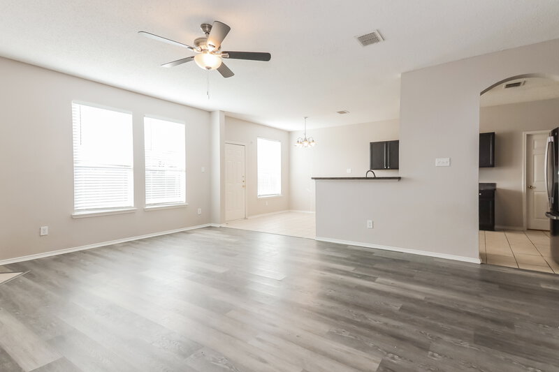 2,110/Mo, 2104 Aster Trl Forney, TX 75126 Living Room View 2