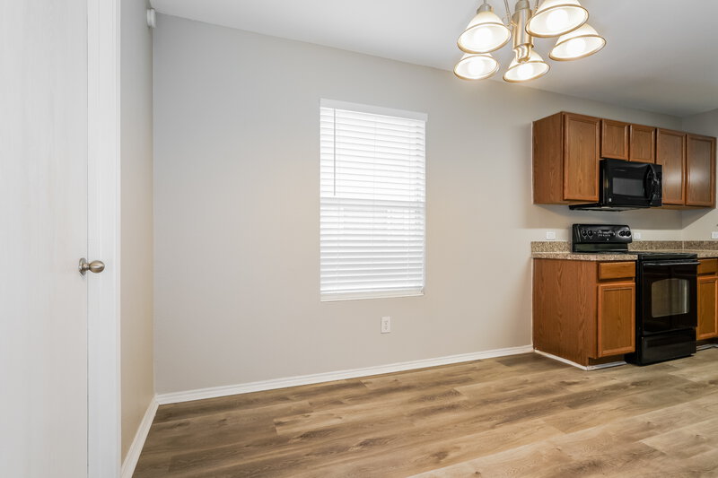 2,400/Mo, 2024 Kickapoo Trl Heartland, TX 75126 Breakfast Nook View