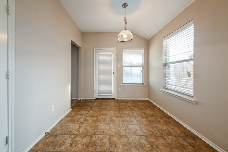 1,900/Mo, 4012 Houston Dr Heartland, TX 75126 Dining Room View