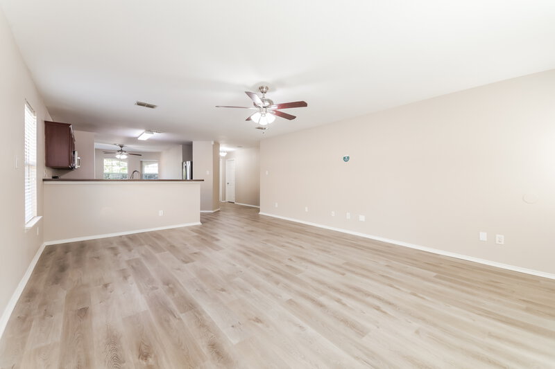 1,925/Mo, 1633 Elm St Anna, TX 75409 Living Room View 3