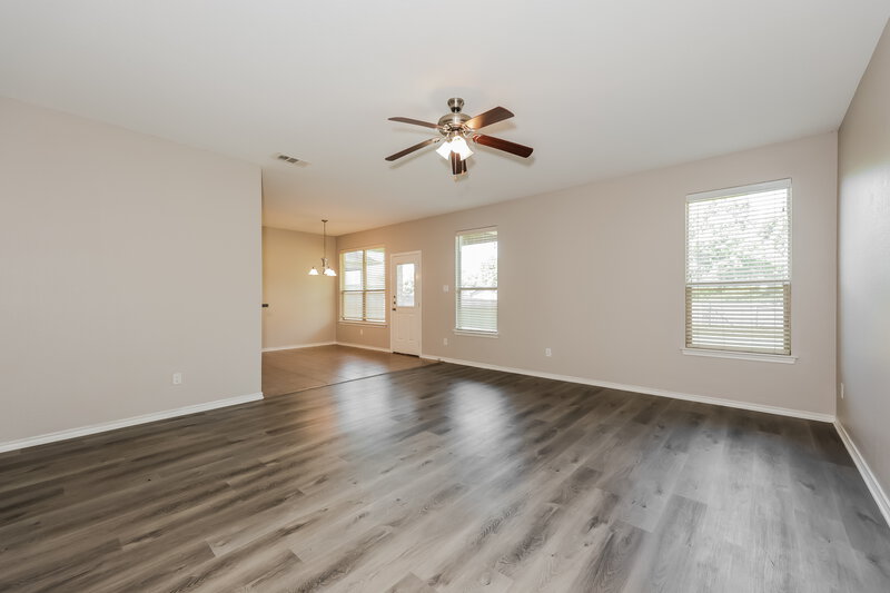 2,320/Mo, 5021 Britton Ridge Ln Fort Worth, TX 76179 Living Room View
