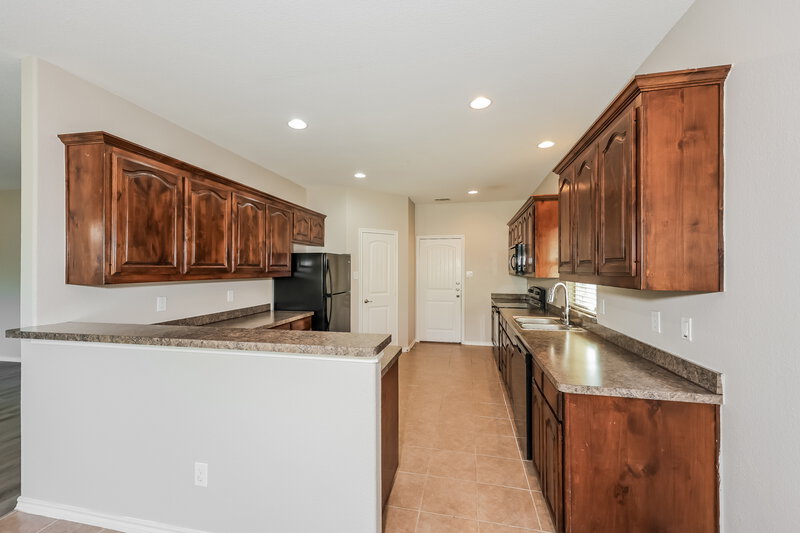 2,320/Mo, 5021 Britton Ridge Ln Fort Worth, TX 76179 Kitchen View
