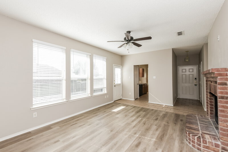 1,765/Mo, 6366 Rainwater Way Fort Worth, TX 76179 Living Room View 3