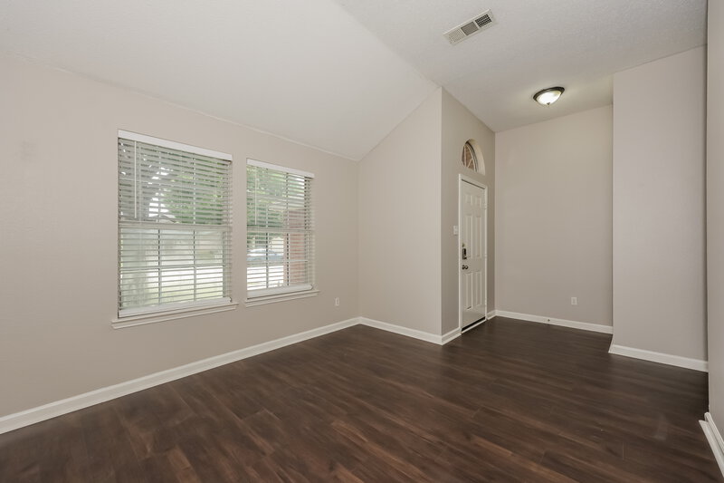 2,195/Mo, 320 Montana Dr Arlington, TX 76002 Dining Room View