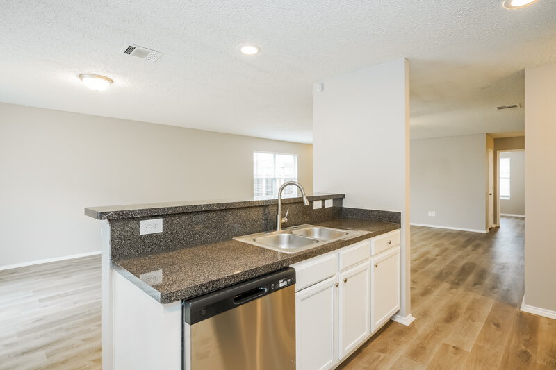 1,950/Mo, 7820 Whitney Ln Fort Worth, TX 76112 Kitchen View 2