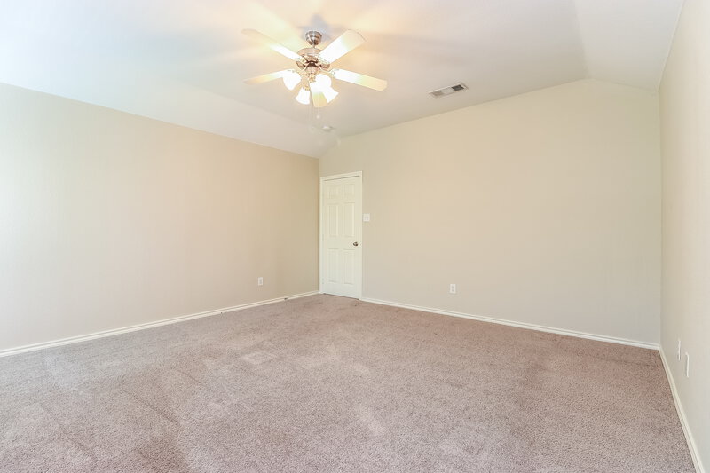 2,465/Mo, 2812 Fossil Run Blvd Fort Worth, TX 76131 Master Bedroomlarge View 2