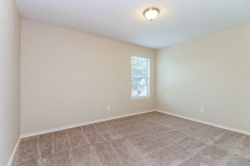 2,465/Mo, 2812 Fossil Run Blvd Fort Worth, TX 76131 Bedroomlarge View 2