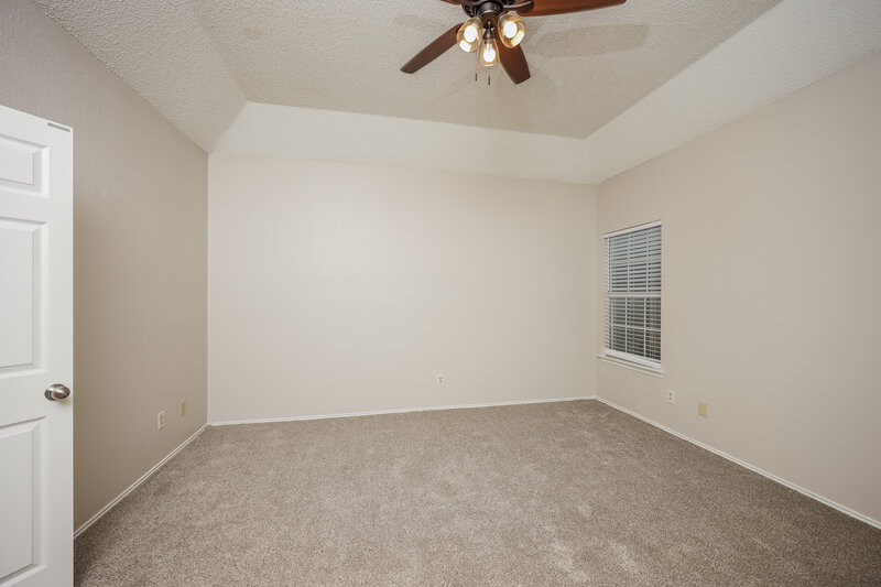 2,415/Mo, 1145 Devonshire Dr Desoto, TX 75115 Main Bedroom View