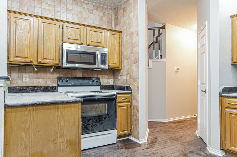 2,525/Mo, 1209 Falcon Trl Bedford, TX 76021 Kitchen View