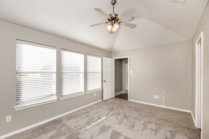 2,380/Mo, 4409 Rockmill Trl Fort Worth, TX 76179 Main Bedroom View 2