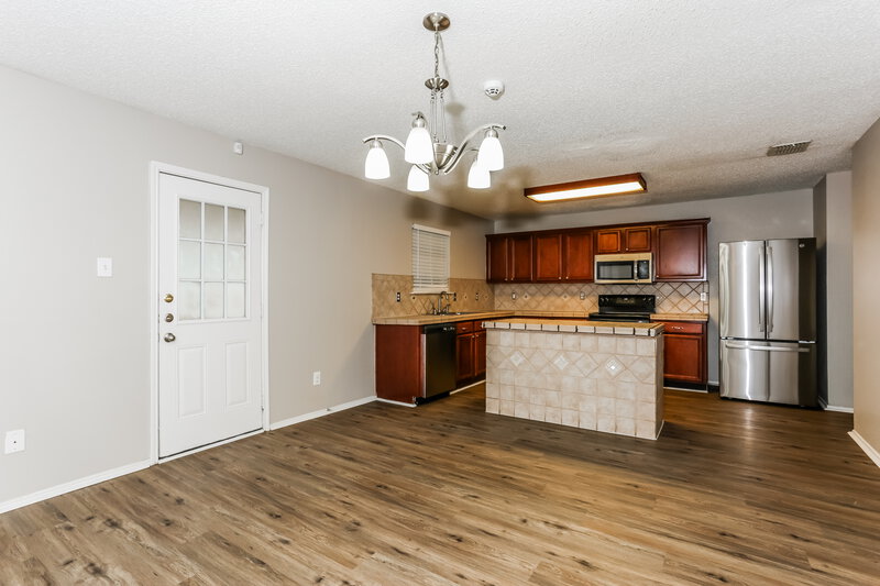 2,655/Mo, 6601 Swainson Trl Arlington, TX 76002 Dining Room View 2