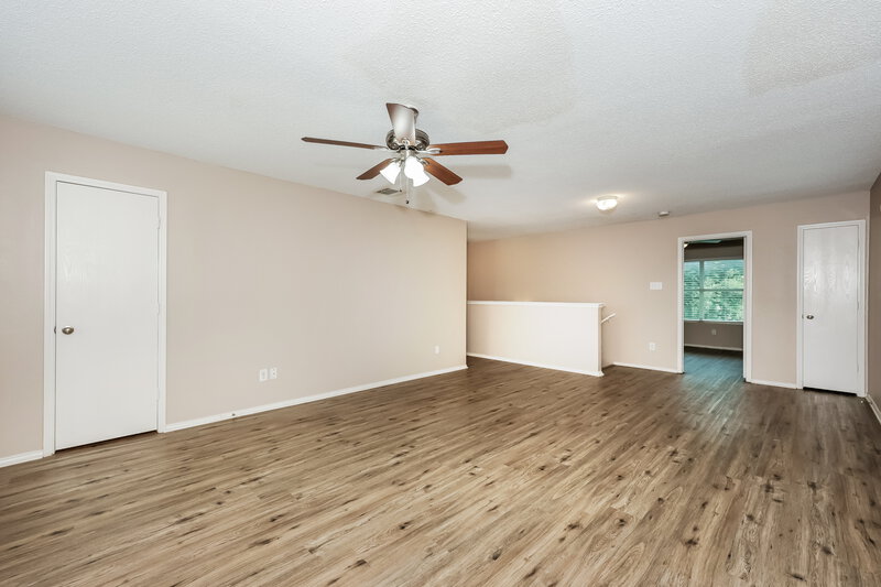 2,180/Mo, 317 Blairwood Dr Fort Worth, TX 76134 Living Room View
