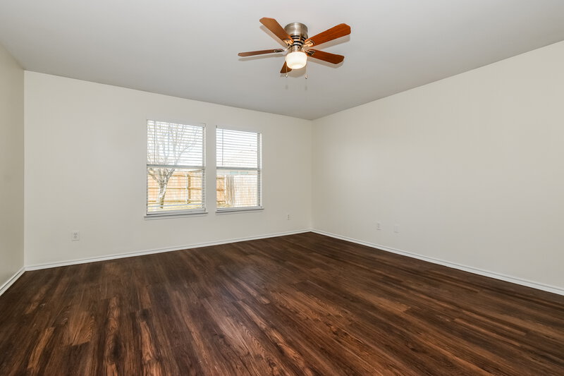 2,040/Mo, 2000 Medina Dr Forney, TX 75126 Main Bedroom View