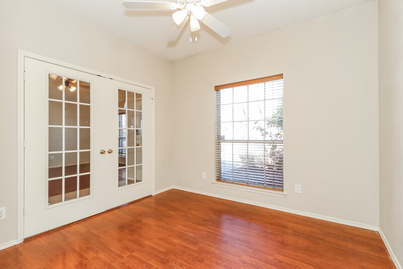 0/Mo, 3977 Miami Springs Dr Fort Worth, TX 76123 Dining Room View