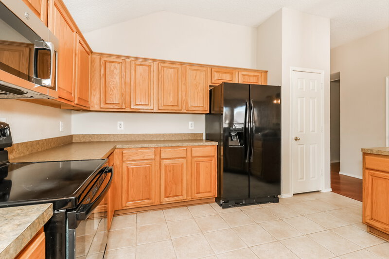 0/Mo, 3977 Miami Springs Dr Fort Worth, TX 76123 Kitchen View 3