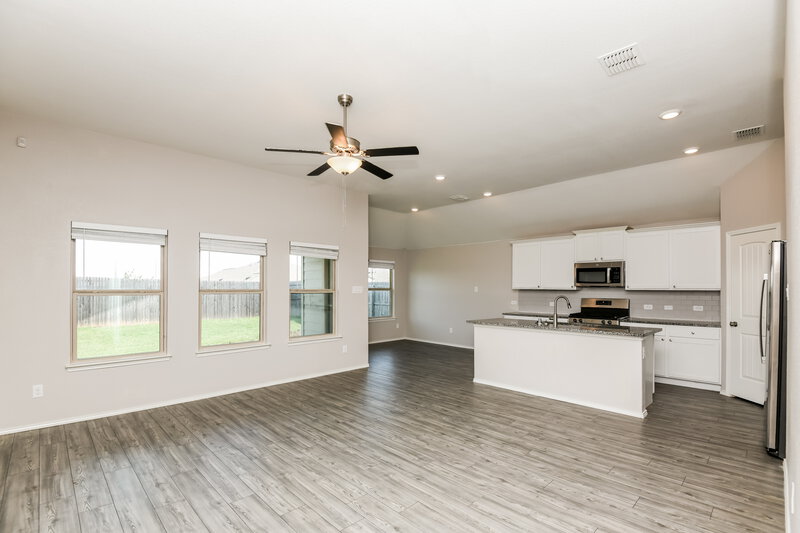 2,095/Mo, 14480 Cloudview Way Haslet, TX 76052 Living Room View