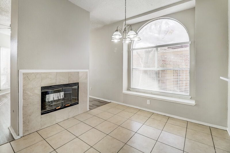 2,140/Mo, 1511 Springwood Dr Mesquite, TX 75181 Dining Room View