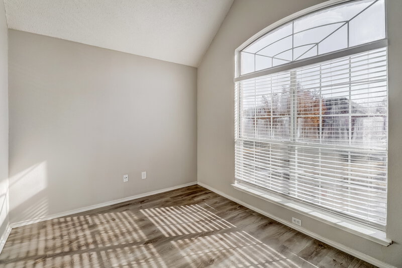 2,140/Mo, 1511 Springwood Dr Mesquite, TX 75181 Bedroom View