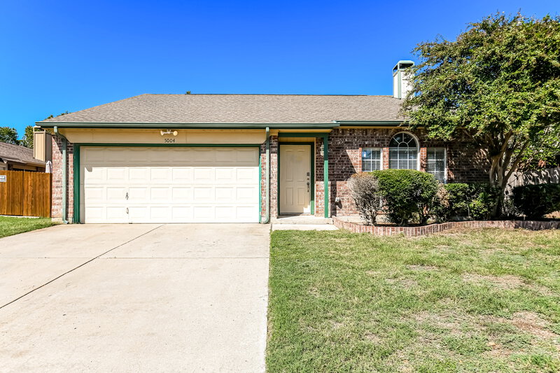2,105/Mo, 5004 Flat Creek Dr Fort Worth, TX 76179 External View