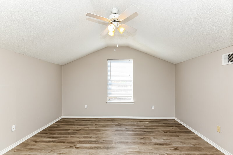 2,105/Mo, 5004 Flat Creek Dr Fort Worth, TX 76179 Bedroom View 3