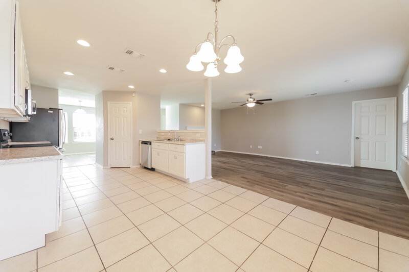 2,595/Mo, 2604 Eastwood Dr Lancaster, TX 75134 Breakfast Nook View